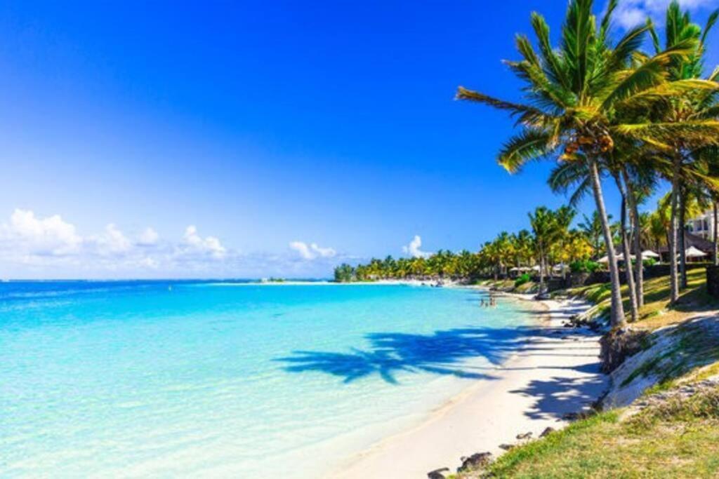 Appartamento Beachfront Le Cerisier Trou Aux Biches, Mon Choisy Mont-Choisy Esterno foto